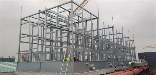 冷卻塔散熱不良的原因是什么？(冷卻塔的風扇是干什么的)