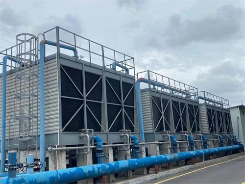 閉式冷卻塔如何解決水分布問題,閉式冷卻塔價(jià)格多少錢一噸