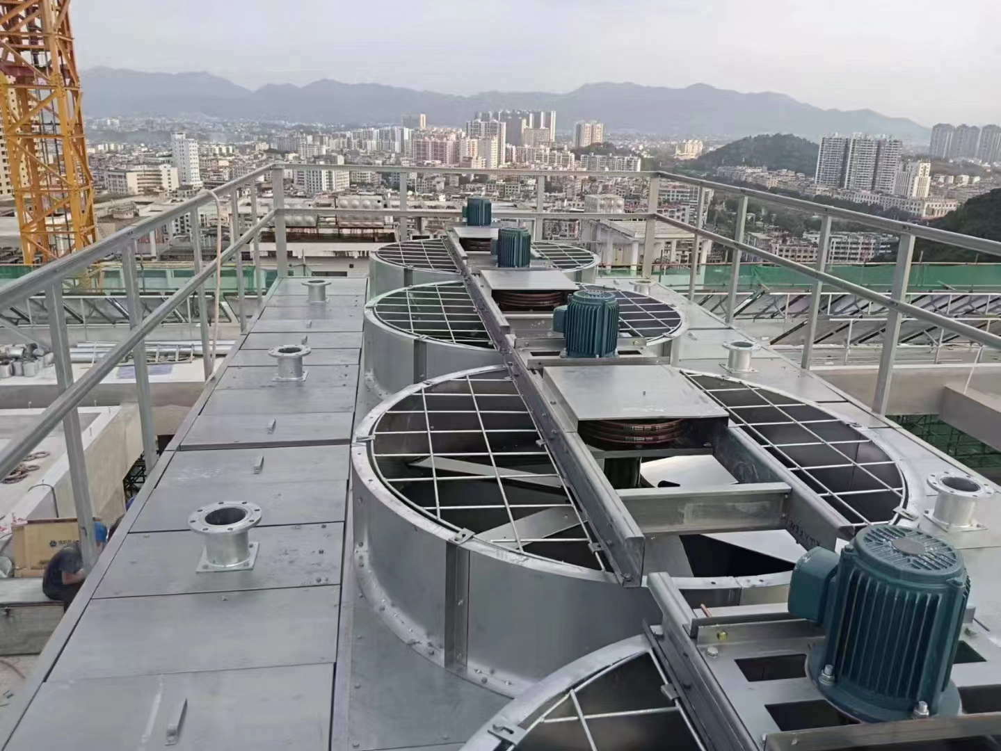 冷卻塔淋水填料的五個(gè)作用,冷卻塔填料廠家